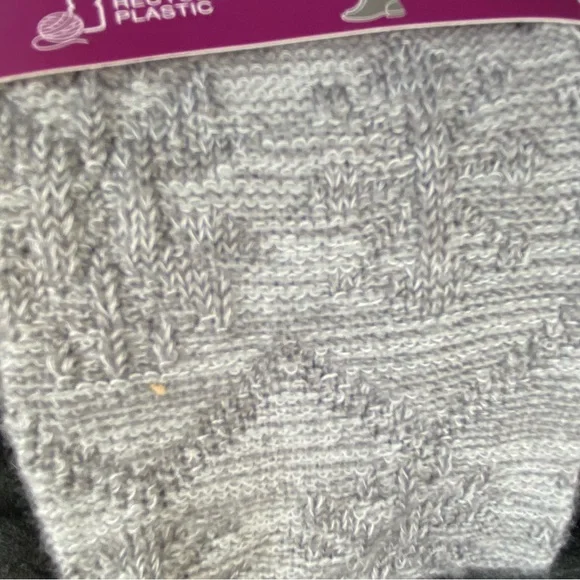 MUK LUKS Over the Knee Socks. Sz 6-11 - Picture 3 of 4